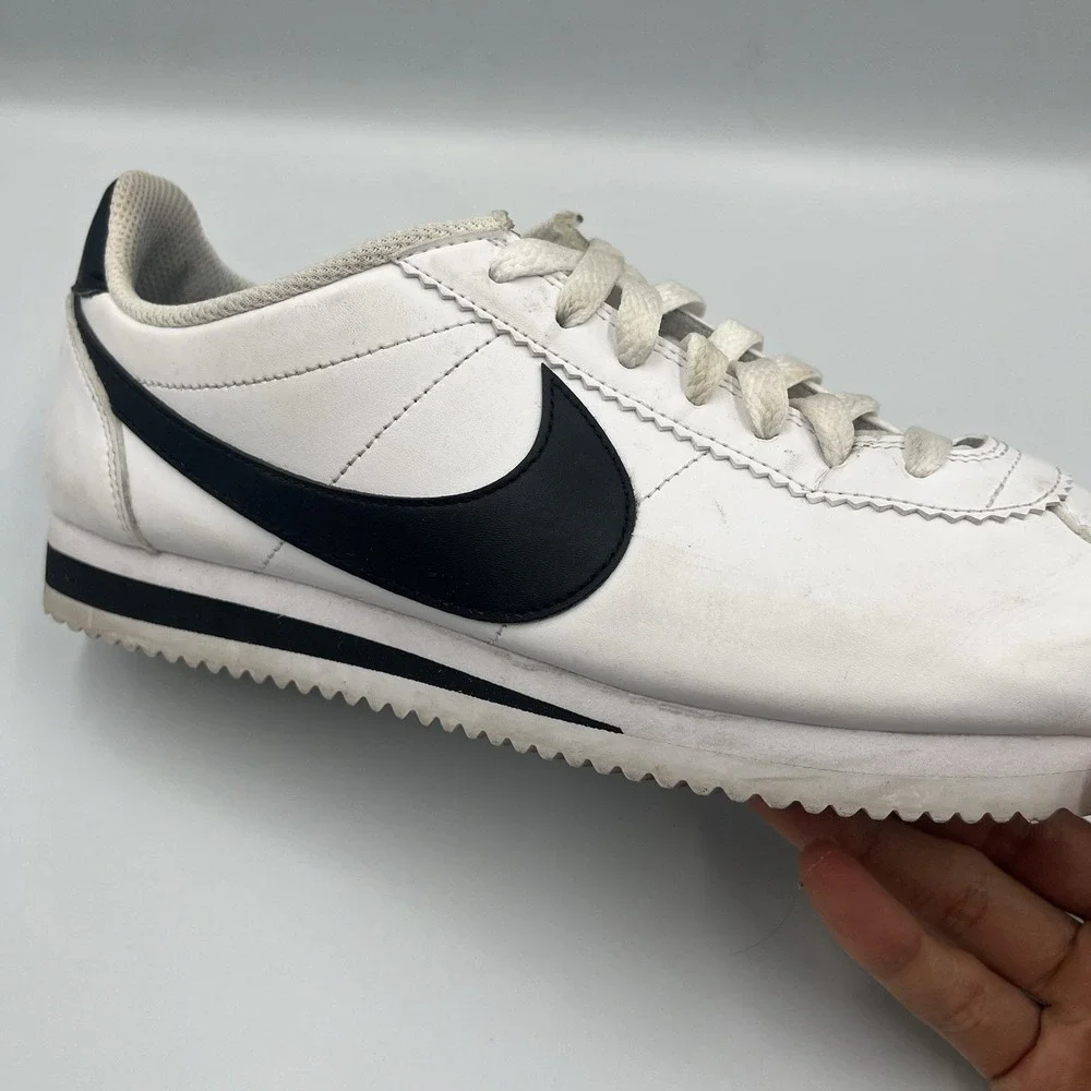 2018 Nike Cortez Retro Classic White Black Shoes Women's Sz 8.5 (807471-101)